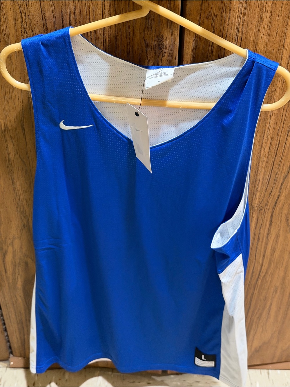 Nike Men’s Blue and White Basketball Jersey Tank reversible size large